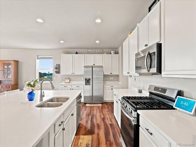 2550 Doe Ridge Way, Johnstown, CO 80534