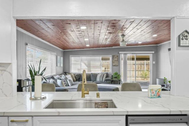820 Blackwood Dr, San Diego, CA 92154