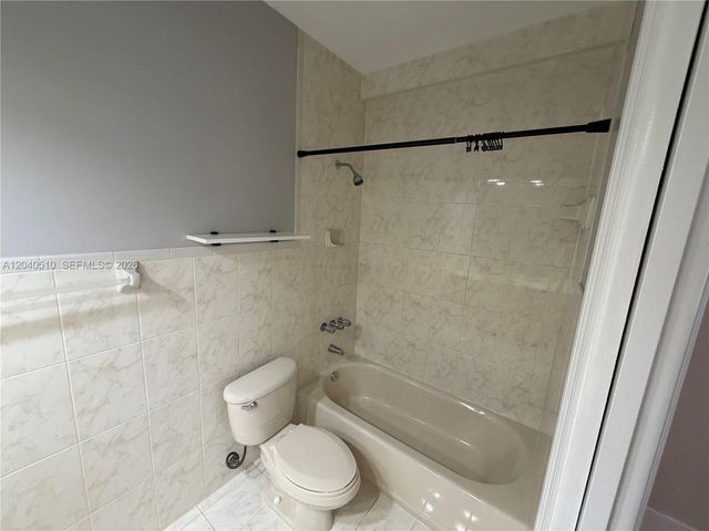 15836 SW 144th Pl, Miami, FL 33177