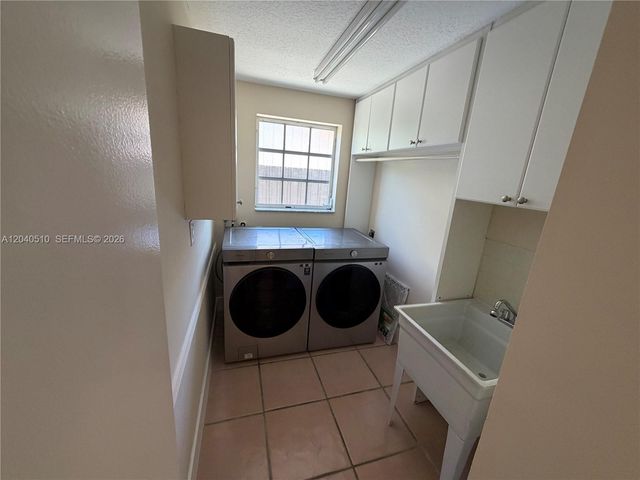 15836 SW 144th Pl, Miami, FL 33177
