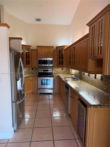 15836 SW 144th Pl, Miami, FL 33177
