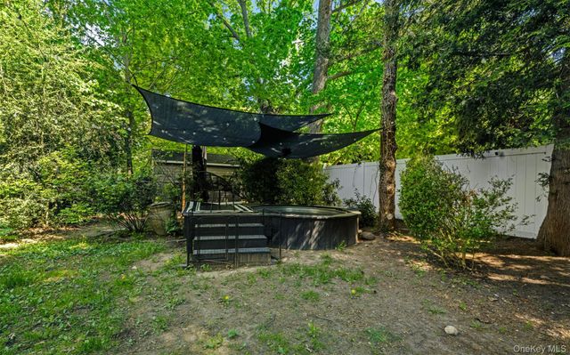 194 W Neck Road, Huntington, NY 11743