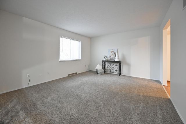 2159 Olympic Street, Springfield, OH 45503