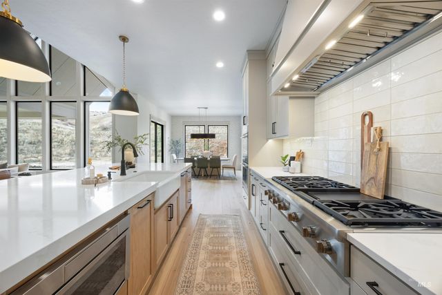 10685 N Badger Canyon Pl., Boise, ID 83714