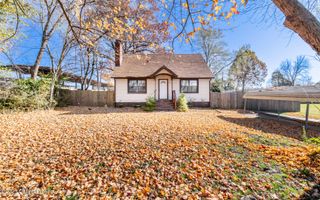 2670 S Wilson Rd, Radcliff, KY 40160