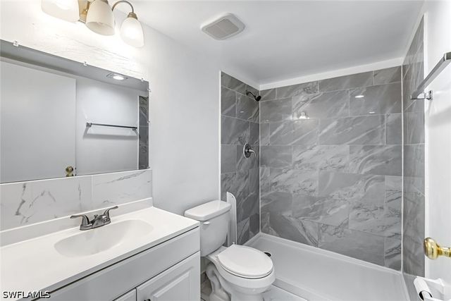 1000 Manatee RD A306, Naples, FL 34114