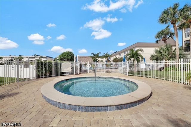 1000 Manatee RD A306, Naples, FL 34114