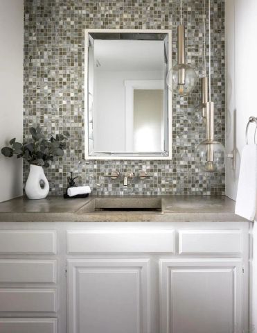 698 Hygeia Ave, Encinitas, CA 92024