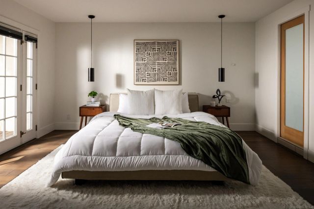 698 Hygeia Ave, Encinitas, CA 92024