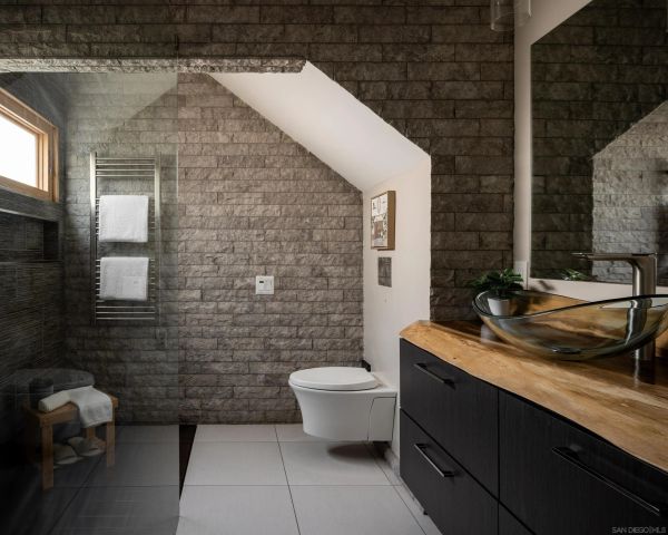 698 Hygeia Ave, Encinitas, CA 92024