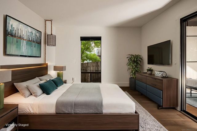 698 Hygeia Ave, Encinitas, CA 92024