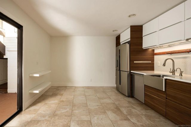 698 Hygeia Ave, Encinitas, CA 92024