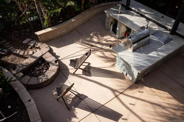 698 Hygeia Ave, Encinitas, CA 92024