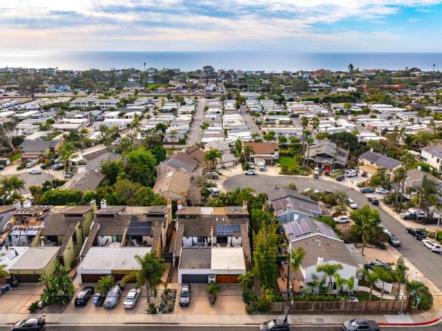 698 Hygeia Ave, Encinitas, CA 92024