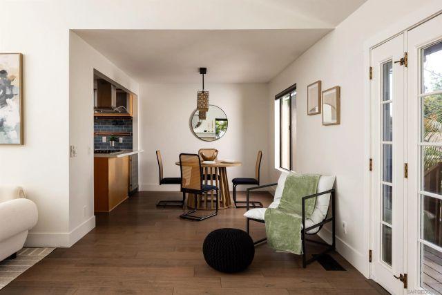 698 Hygeia Ave, Encinitas, CA 92024