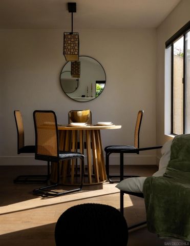 698 Hygeia Ave, Encinitas, CA 92024