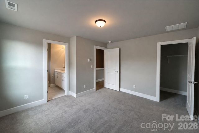 3930 Winterfield Place, Charlotte, NC 28205