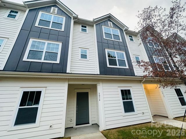 3930 Winterfield Place, Charlotte, NC 28205