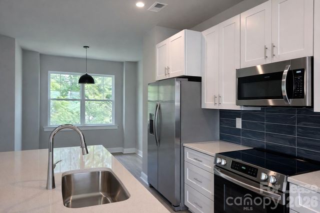 3930 Winterfield Place, Charlotte, NC 28205