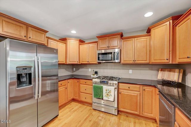 21 Willow Run, Sanford, NC 27332