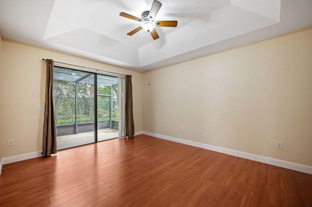 7039 Golf Pointe Circle, Tamarac, FL 33321