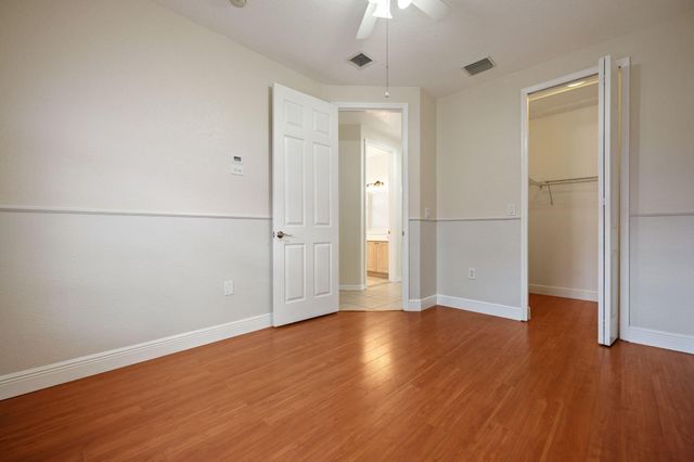 7039 Golf Pointe Circle, Tamarac, FL 33321