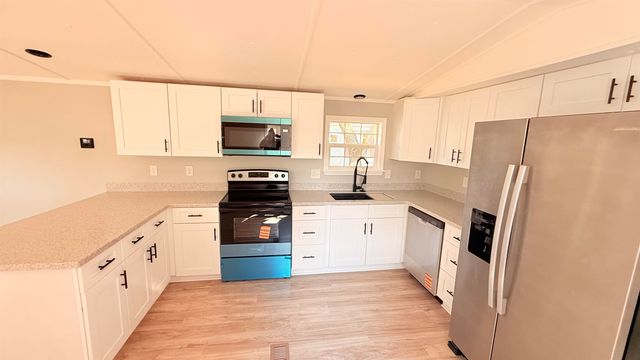 83 Crooked Island Circle, Murrells Inlet, SC 29576