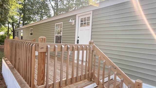 83 Crooked Island Circle, Murrells Inlet, SC 29576