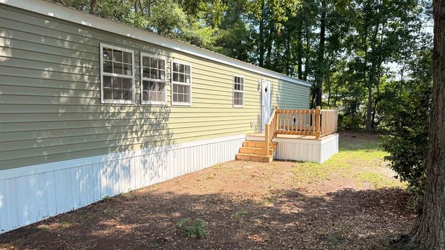 83 Crooked Island Circle, Murrells Inlet, SC 29576