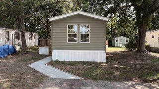 83 Crooked Island Circle, Murrells Inlet, SC 29576