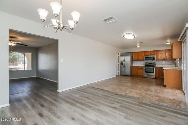 1121 W LAGUNA AZUL Avenue, Mesa, AZ 85210