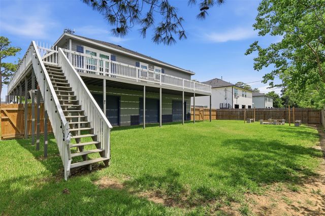 613 Oakdale Street, Shoreacres, TX 77571