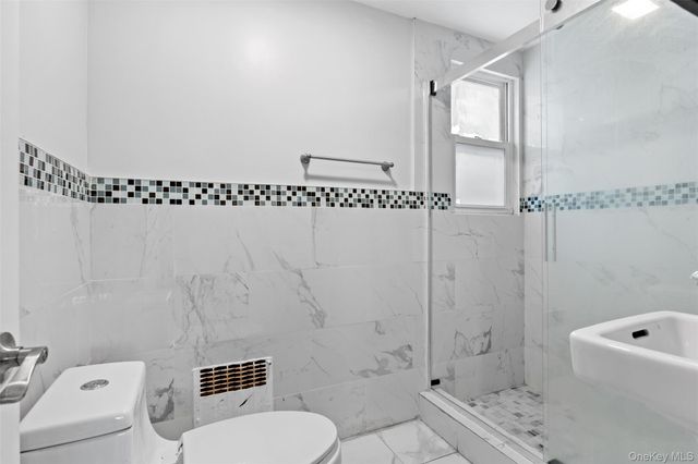 336 Scranton Avenue, Lynbrook, NY 11563