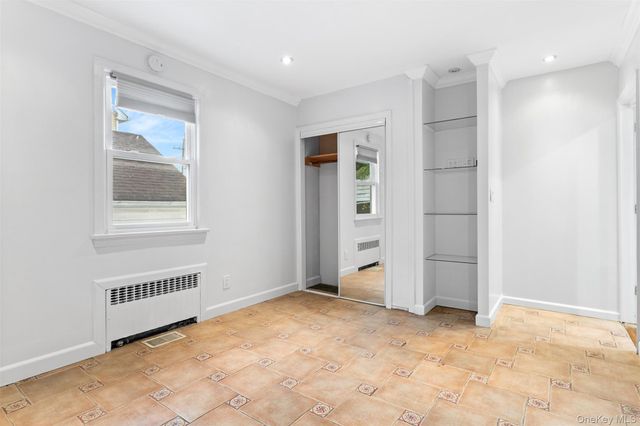 336 Scranton Avenue, Lynbrook, NY 11563