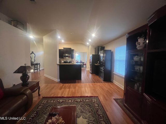 16487 Crestwood Court, Gulfport, MS 39503