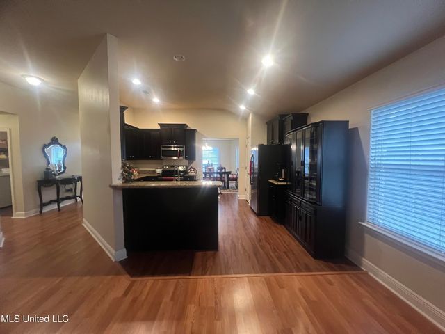 16487 Crestwood Court, Gulfport, MS 39503