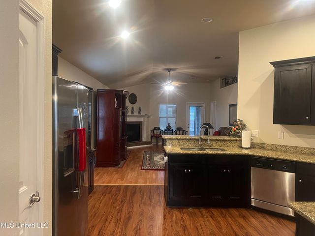 16487 Crestwood Court, Gulfport, MS 39503