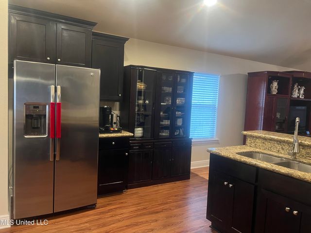 16487 Crestwood Court, Gulfport, MS 39503