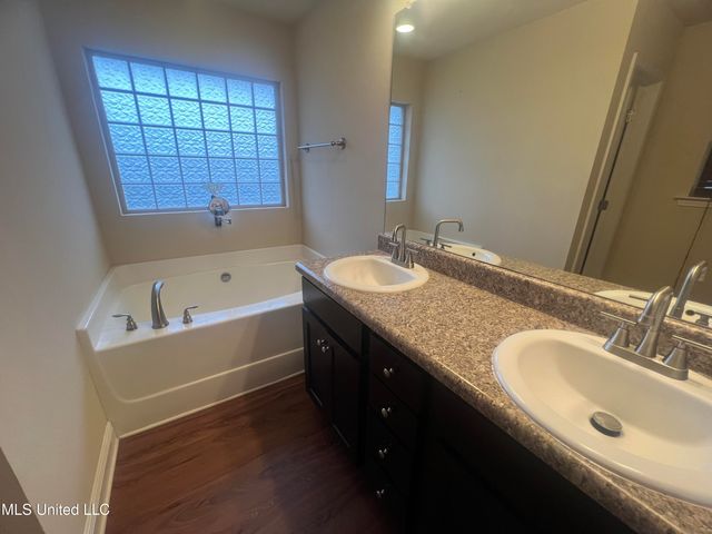 16487 Crestwood Court, Gulfport, MS 39503