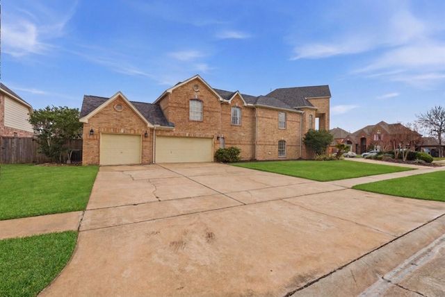 1711 Forestlake Drive, Sugar Land, TX 77479