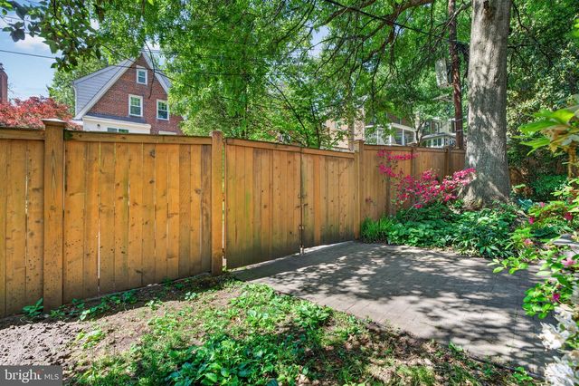 3606 JOCELYN ST NW, Washington, DC 20015