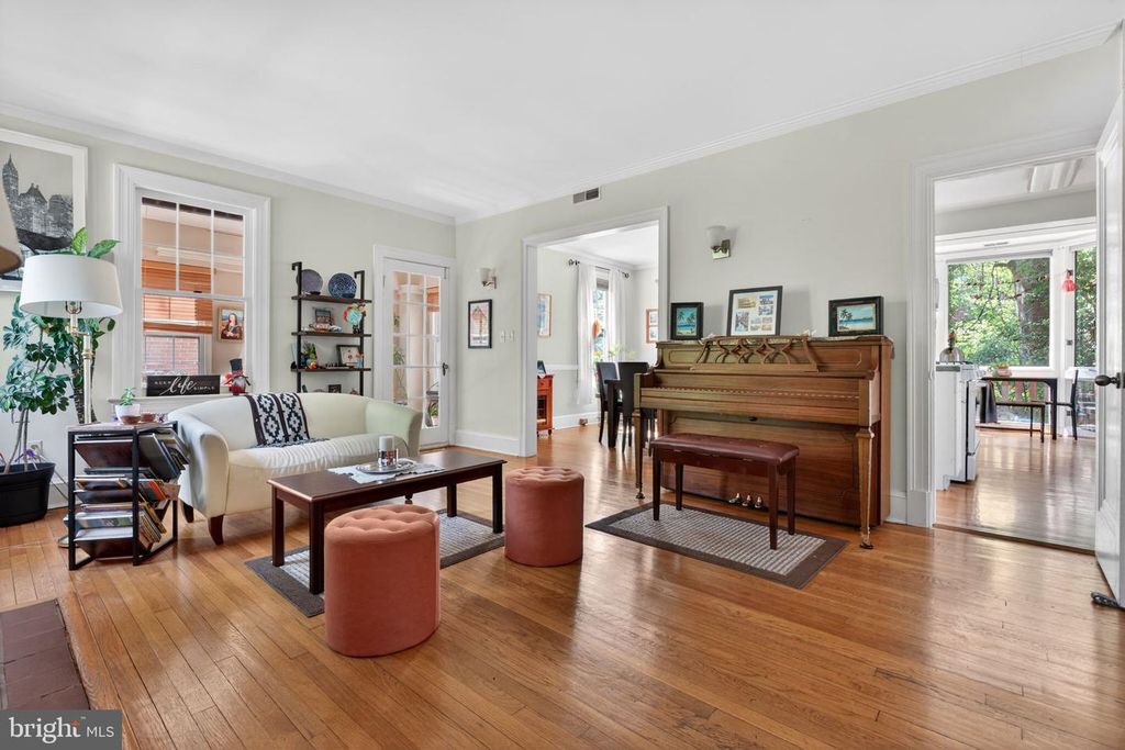 3606 JOCELYN ST NW, Washington, DC 20015