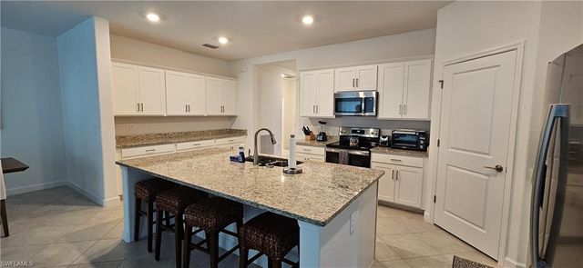3250 Weston Manor DR, Alva, FL 33920