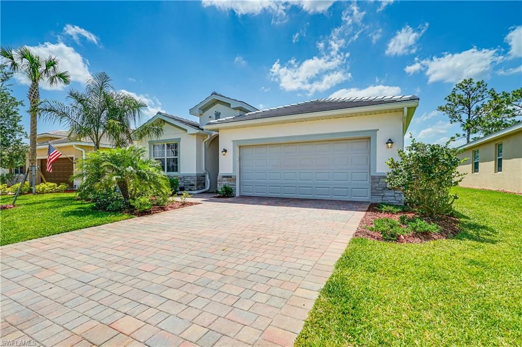 3250 Weston Manor DR, Alva, FL 33920