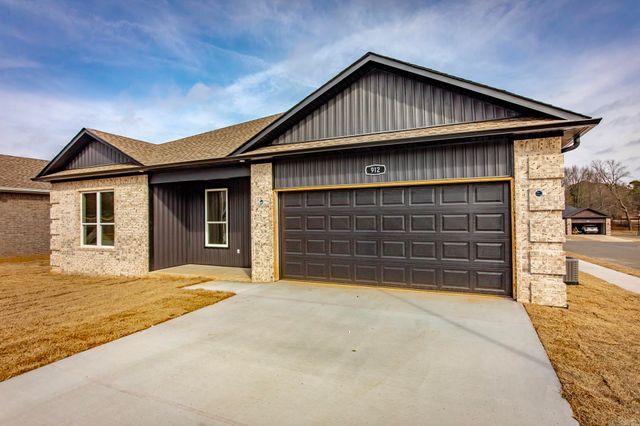 912 W Dell Vista Cove, Cabot, AR 72023