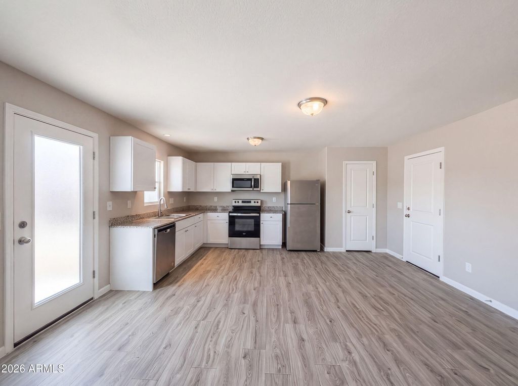 137 W DEWEY Avenue, Coolidge, AZ 85128 — photo 2