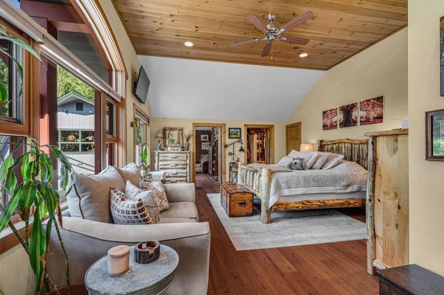 66 Somerset Road, Searsburg, VT 05363