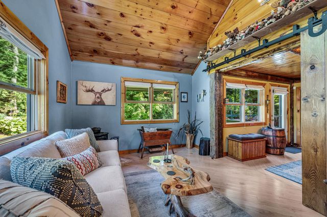 66 Somerset Road, Searsburg, VT 05363
