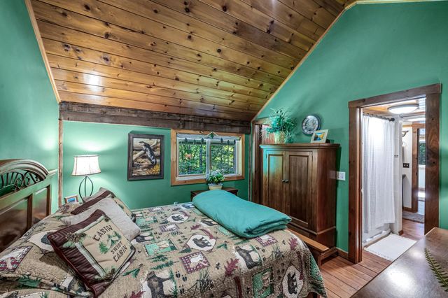 66 Somerset Road, Searsburg, VT 05363