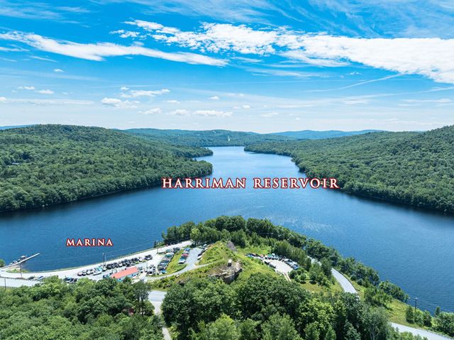 66 Somerset Road, Searsburg, VT 05363